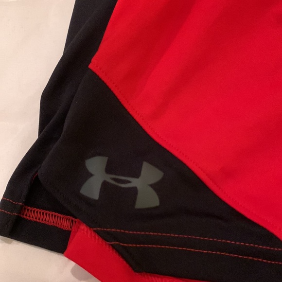 Under Armor red shorts - Picture 2 of 4